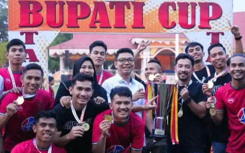 Turnamen Bupati Cup telah usai,AHS Pekanbaru keluar sebagai juara.