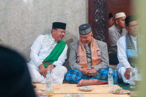 Ustad Kondang Ristawardi Terkesan Kepada Sosok Bupati Kuansing, apa itu?