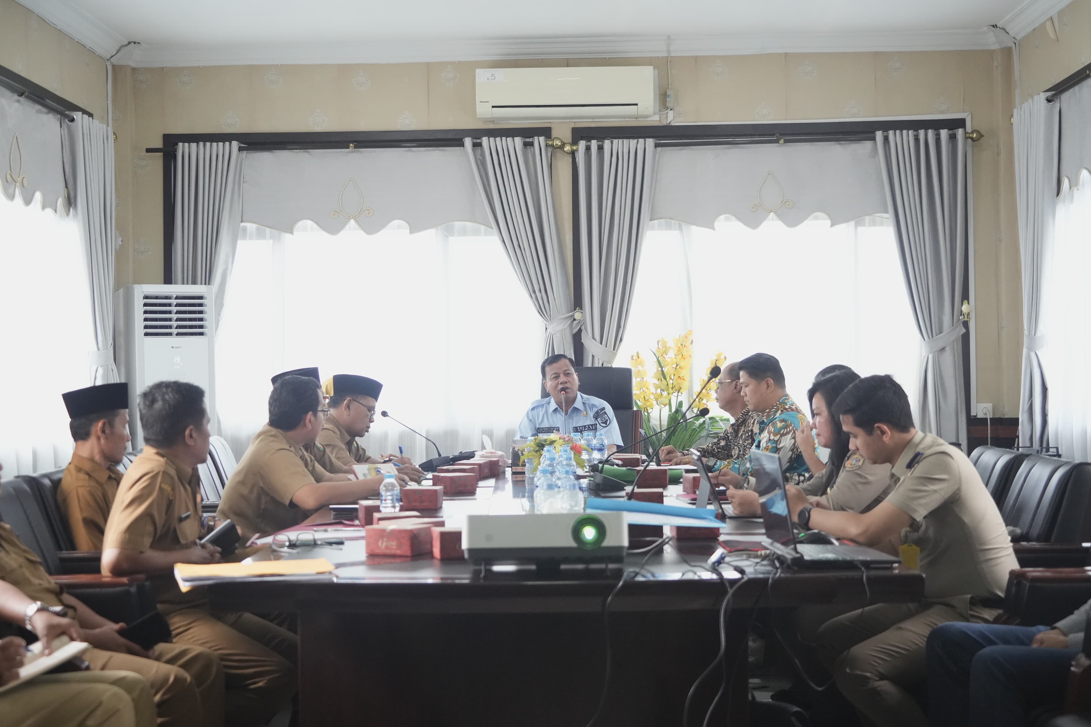 Tanggapi Kisruh Lelang PT. TBS, Bupati Gelar Rapat Kordinasi